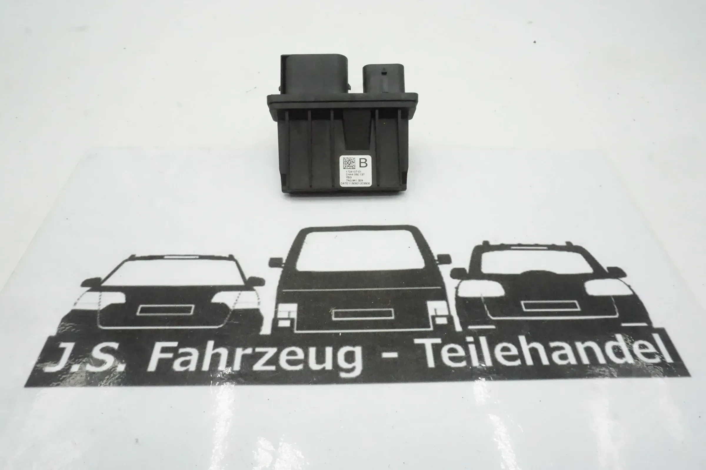 VW Passat B8 Tiguan Sharan 7N Touran Steuergerät SCR Reduktionsmittel 7N0941329 - Bild 1