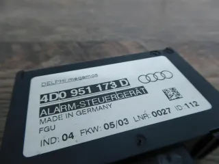 Original Audi A8 4D2 VW Alarm Alarmanlage Steuergerät Steuerteil 4D0951173D - Bild 2