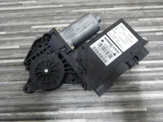 Audi A4 S4 8E B6 01-05 Fensterhebermotor hinten rechts 8E0959802A - Bild 2