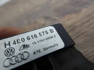 Original Audi A8 4.0 TDI Beschleunigungssensor Sensor Hinten Rechts 4E0616575B - Bild 2