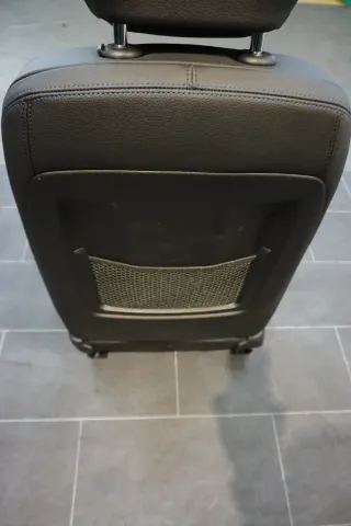BMW F20 Sitz vorne Rechts Leder Schwarz Rote Naht Sitzheizung Sport M Paket 2018 - Bild 9
