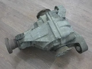 Original Audi Q7 4L 4.2TDI Differential Hinterachsgetriebe 0AB525017L - Bild 6