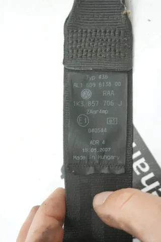 Orig VW Golf 5 Sicherheitsgurt Gurtstraffer 1K3857706J rechts vorn 3 Türer Gurt - Bild 3