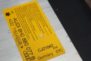 Kopfstütze Überrollbügel Sicherheitsmodul hinten Überrollschutz 8H0880077B AUDI - Bild 5