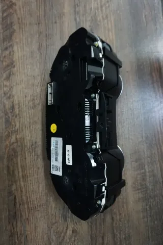 Audi A5 8T Coupe Kombiinstrument FIS Tacho Schalttafeleinsatz DIESEL 8T0920930D - Bild 6