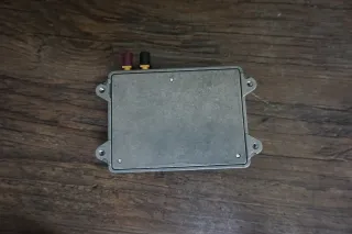 Audi A3 A4 S4 A5 S5 A8 4E TT Verstärker Telefon Handy Compenser 8J0035456A - Bild 2