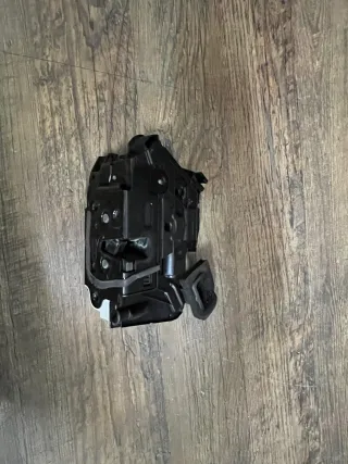 Original VW Türschloss vorne rechts 5K1837016D VW Golf 6 5K 7 VII 5G Sharan 7N - Bild 2