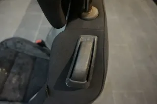 VW Golf 6 VI R Sitz Fahrersitz links vorn Stoff grau schwarz titanschwarz - Bild 10