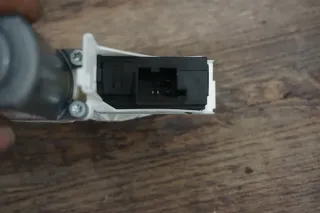 original Audi A6 4F Fensterhebermotor Motor Fensterheber vorne rechts 4F0959802D - Bild 3