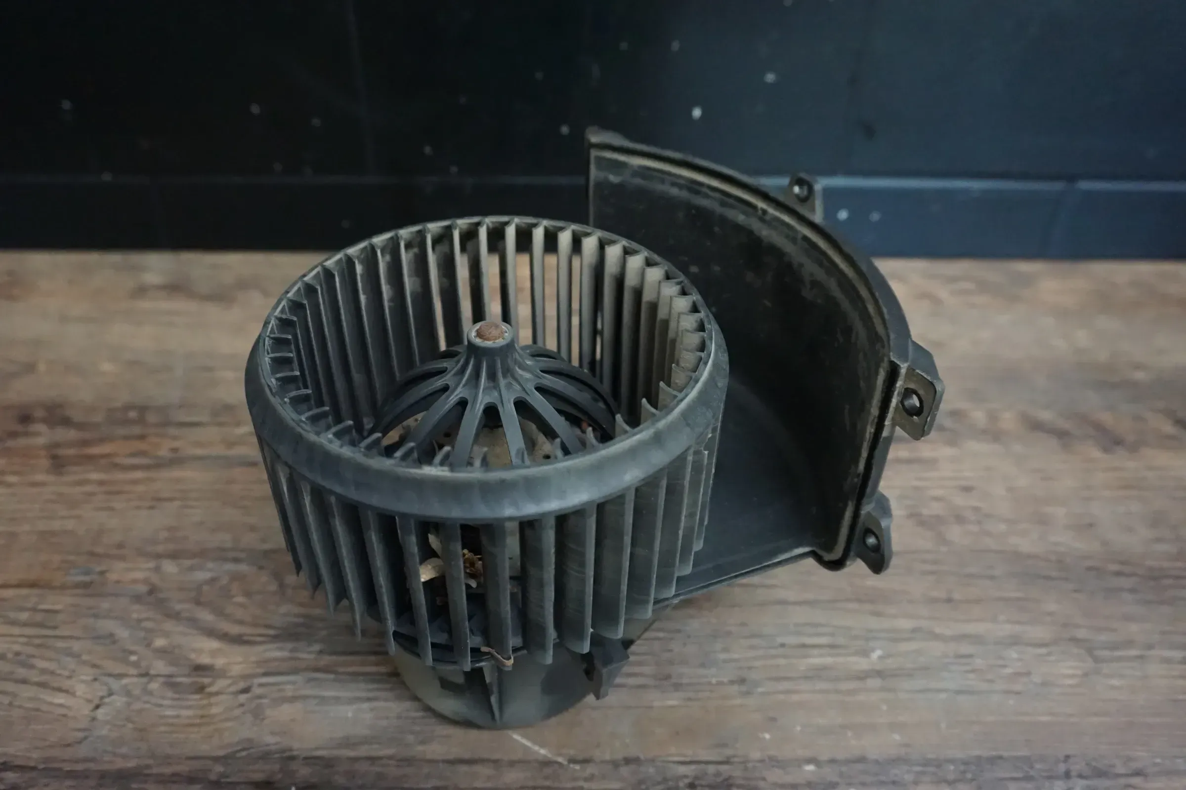 Gebläsemotor VW Transporter T5 T6 Lüftung Gebläse Heizung 7E1820021 Original - Bild 1