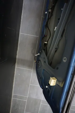 Ford FIESTA MK8 Bj 2019 TÜR Vorne Rechts Beifahrertür 3Türer Blau - Bild 8