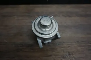 VW Audi 2,0l TDI BKD AGR Ventil Abgasrückführung Pierburg 03812963D 724809160 - Bild 1