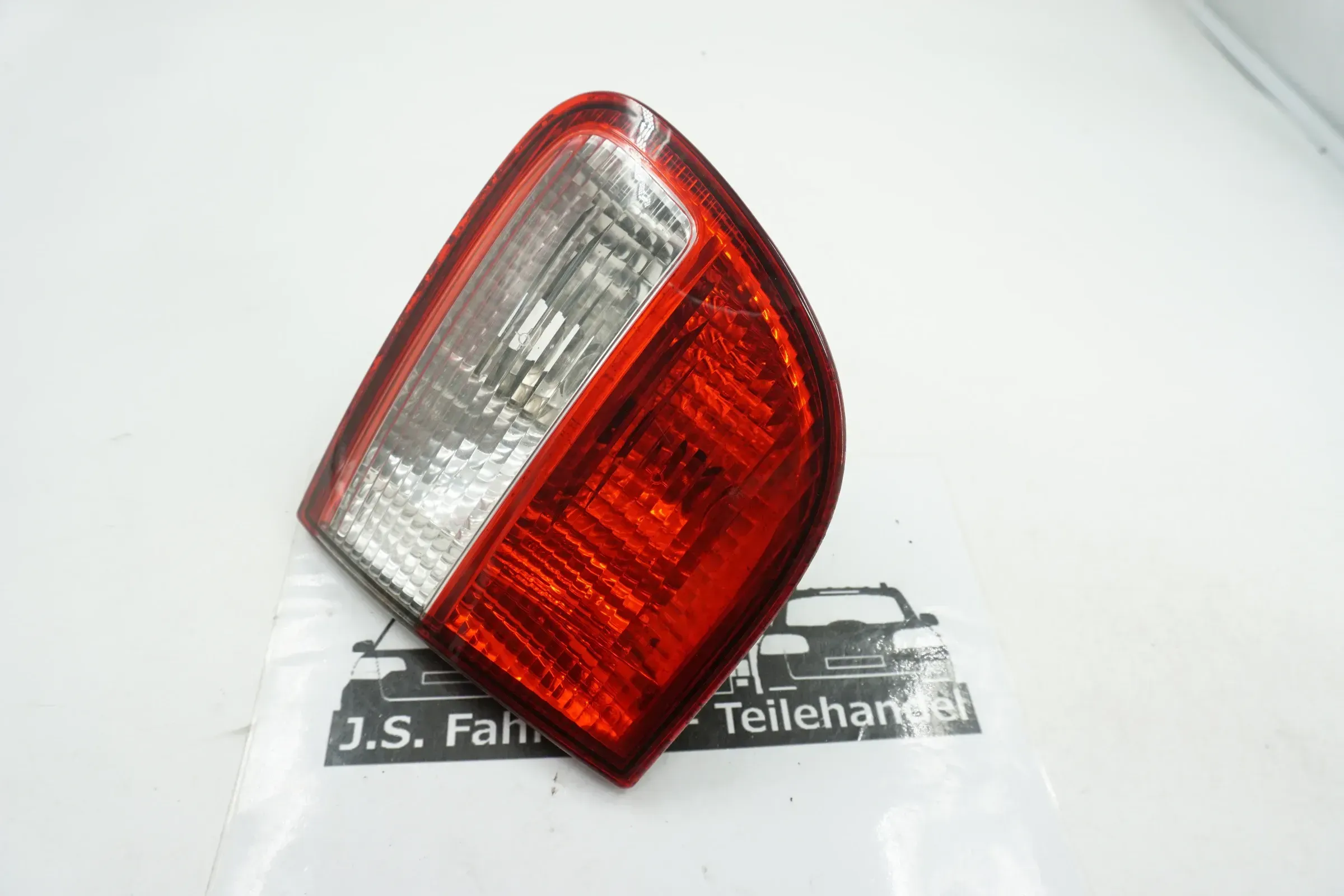 Original Seat Leon 1M Rückleuchte links innen Heckklappe 1M6945091B - Bild 1