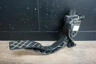 Audi A6 4F C6 A4 8K Gaspedal 8K1721523 Gaswertgeber Schaltgetriebe Original - Bild 1