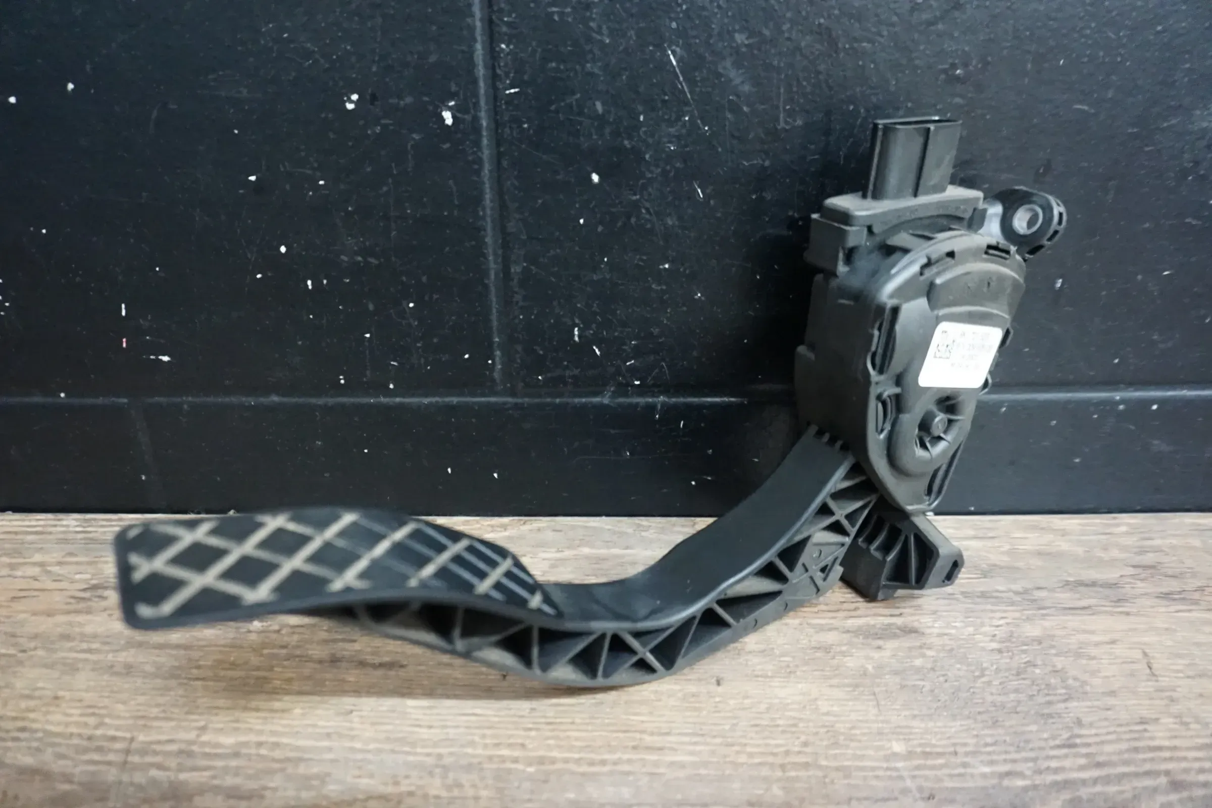 Audi A6 4F C6 A4 8K Gaspedal 8K1721523 Gaswertgeber Schaltgetriebe Original - Bild 1