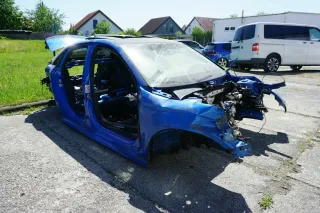 Audi RS3 8V Karosserie Karosse Limousine Blau Rohkarosse BJ2016 Unfall - Bild 3