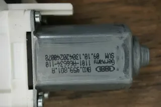 Audi A4 8K A1 8X Fensterheber Fensterherbermotor vorne links 8K0959801A - Bild 3