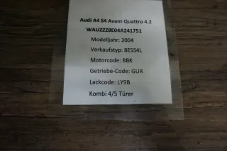 Audi A4 S4 8E 4.2 V8 Getriebestütze links Stütze 8E0399113L Getriebeträger Lager - Bild 2