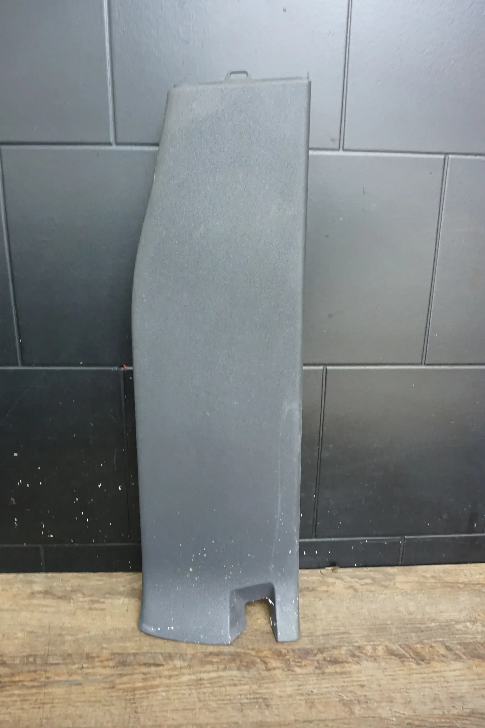 VW T5 Verkleidung B-Säule Rechts Unten 7H0867292DF Multivan Startline Schwarz - Bild 1