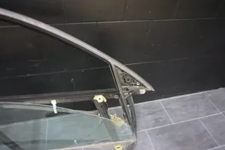 Türrahmen rechts vorn Seitenscheibe Fensterheber AUDI 4F0837630 4F0837462D - Bild 5
