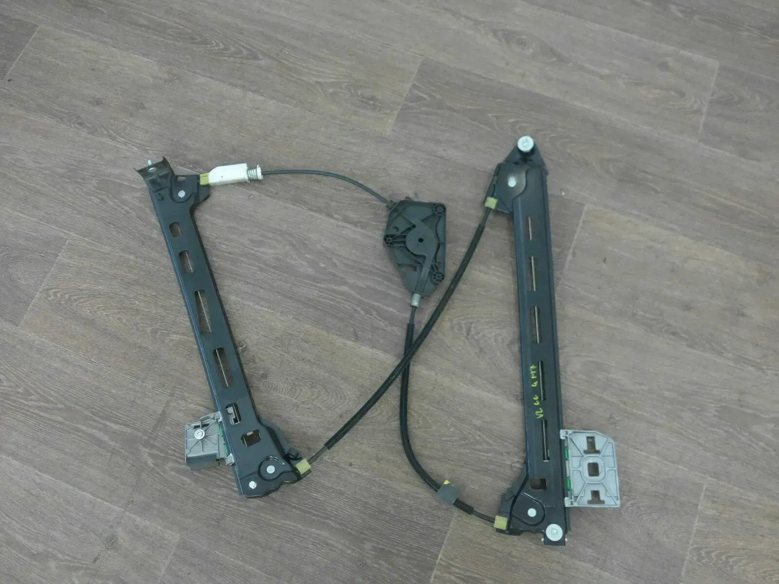 VW Passat CC Fensterheber vorne links 3C8837461J ohne Motor - Bild 1
