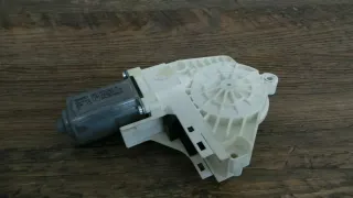 8K0959801A Original Audi A4 8K Skoda Superb Fensterheber Motor hinten rechts - Bild 1