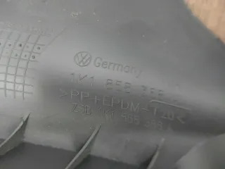 VW Golf 5 1K1 1K Verkleidung Armaturenbrett rechts unten 1K1858368A - Bild 3