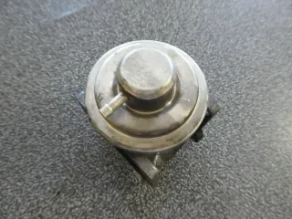 Original VW Phaeton 3D V10 5.0 TDI Abgasrückführungsventil AGR Ventil 07Z131501A - Bild 4