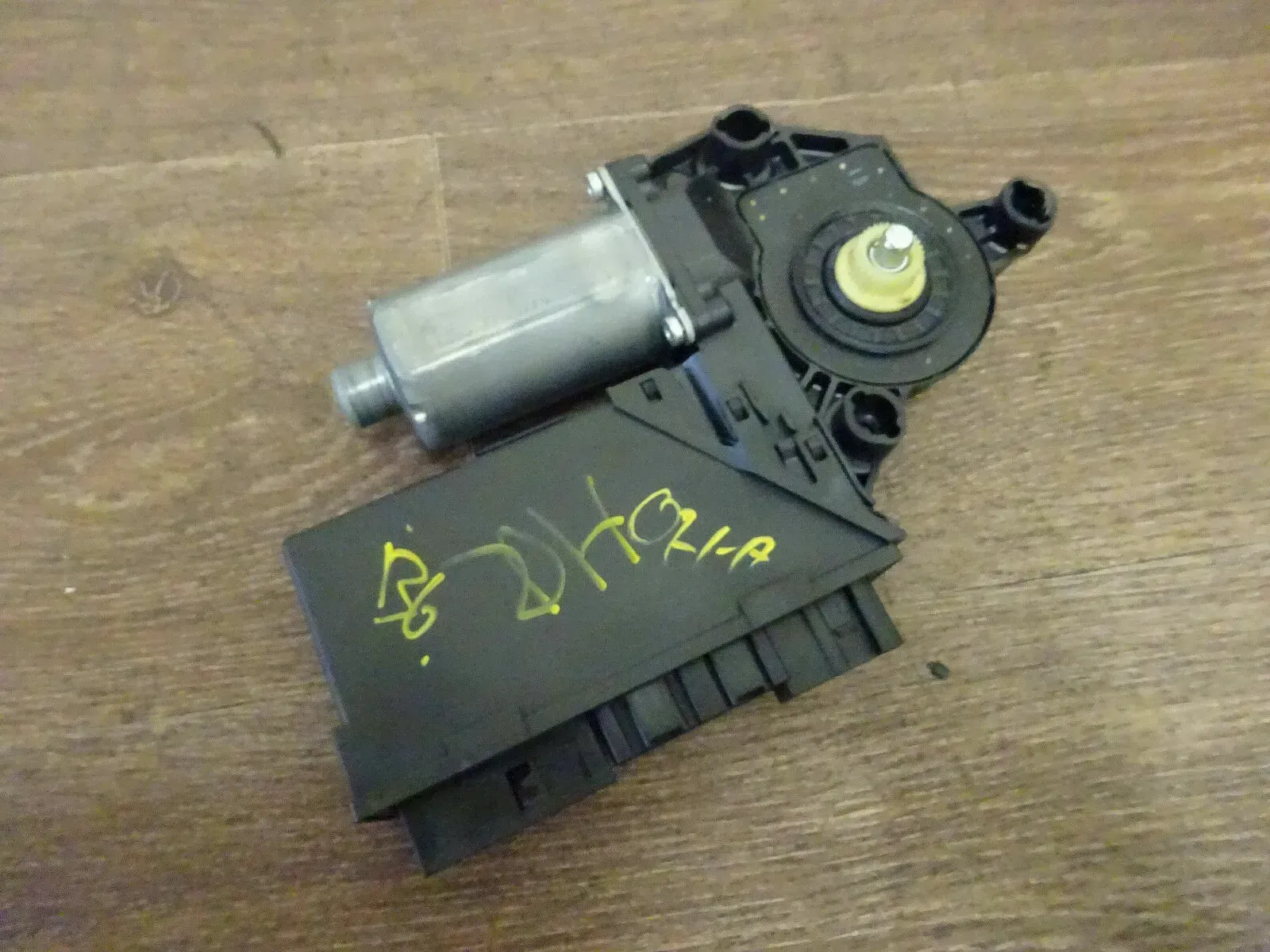 Original Audi A4 B7 8E Avant Fensterhebermotor Fensterheber Motor HR 8E0959802A - Bild 1