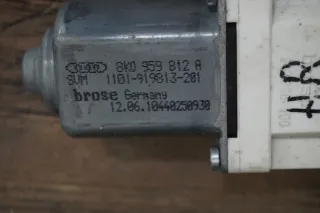 Audi A4 S4 8K A5 A6 Q7 RS6 Fensterhebermotor hinten rechts 8K0959812A - Bild 3