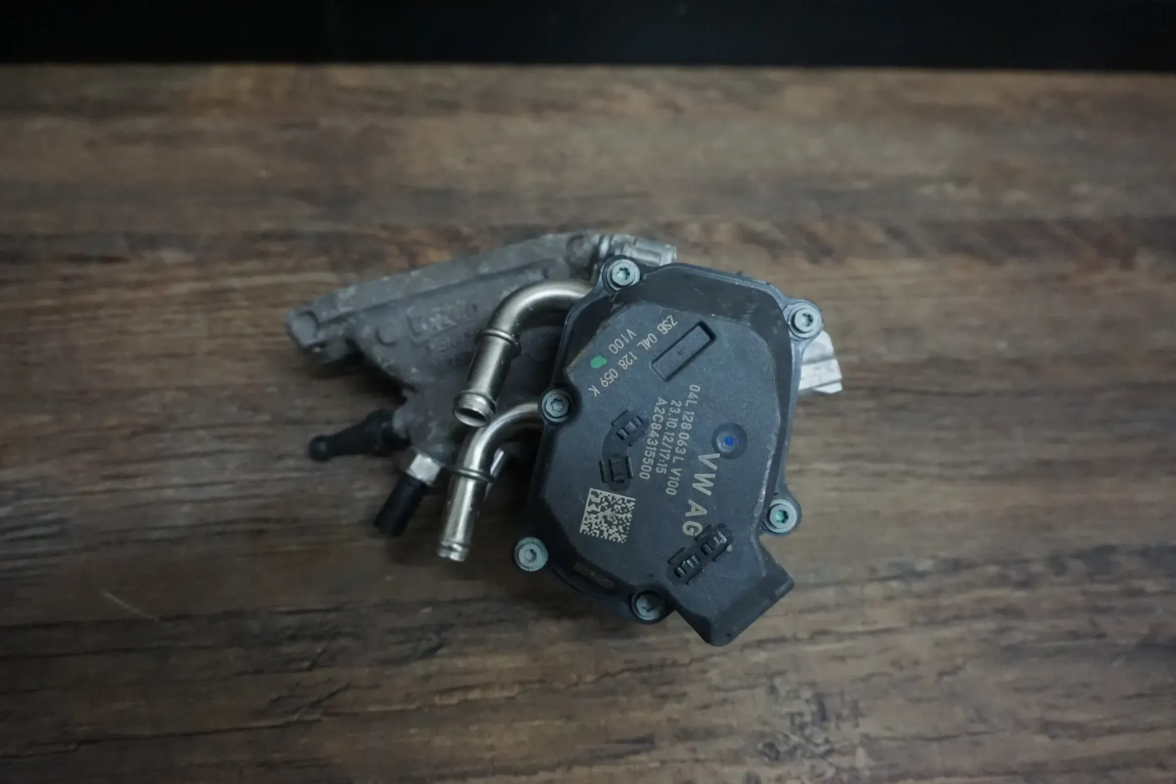 Audi A6 4G 2.0TDI Abgaskühler Ladeluftkühler Regelklappe 04L128063L 04L128637 - Bild 1