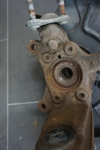 vorne 5N0413031AE Stoßdämpfer Audi Q3 8U Achsschenkel links VW Tiguan 5N - Bild 6