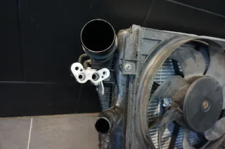 Seat Leon 1P 2.0 TFSI Cupra R Frontmaske Wasserkühler Kühlerpaket Klimakühler - Bild 7