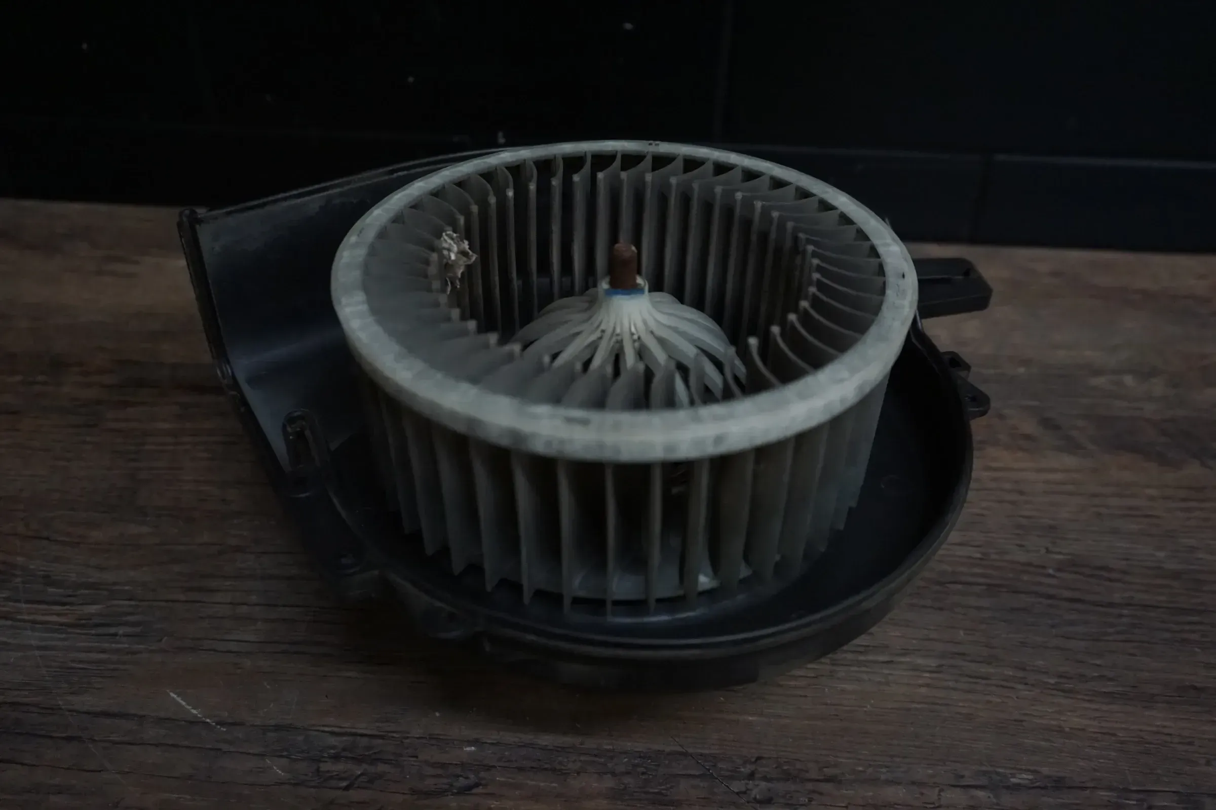 Heizungsgebläse Gebläsemotor Lüftung Heizung 6Q1819015G Fox 5Z Original VW - Bild 1