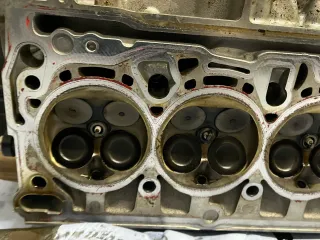 Zylinderkopf VW Audi Polo A1 2,0 40 TFSI GTI DKZC DKZ 06K403S Kopf - Bild 9
