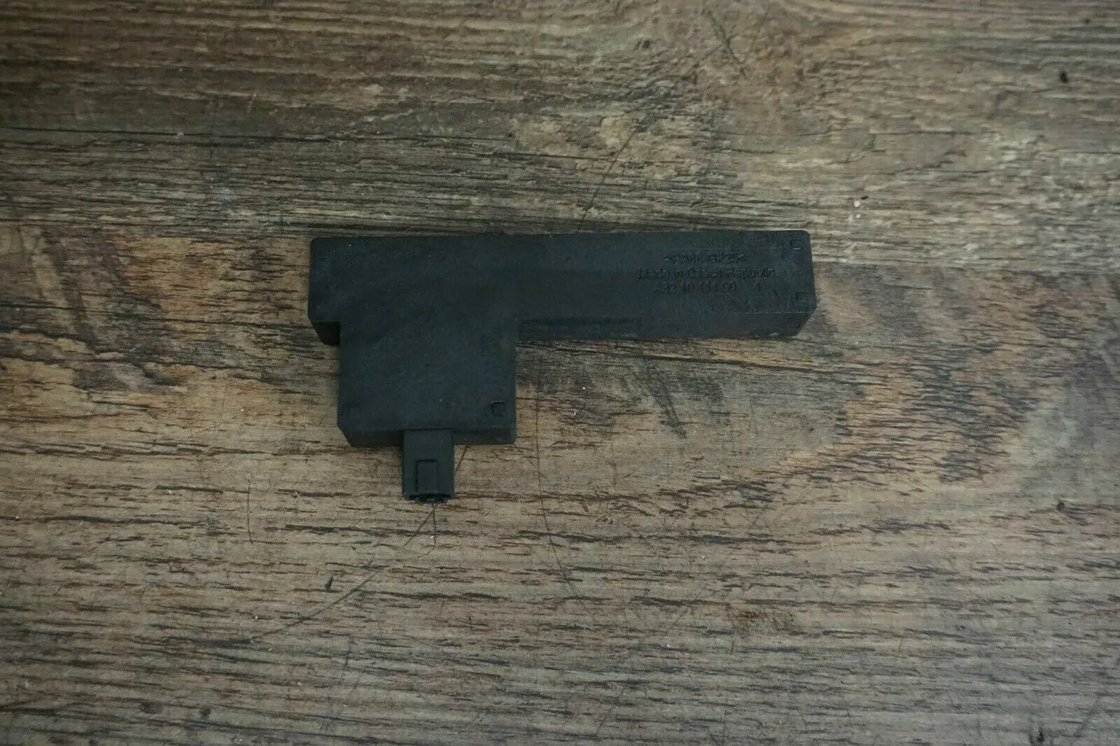 Original Audi A8 4H Antenne für Zugang Kessy Komfort Zugang 4H0907247 - Bild 1