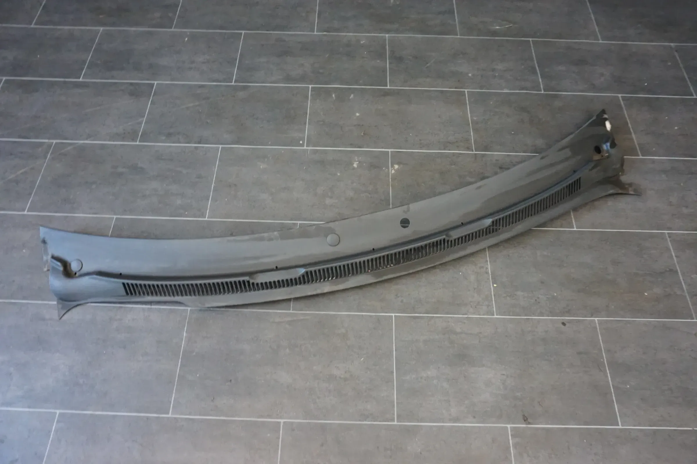 Original Volkswagen T6 T6.1 Windlauf Abdeckung Verkleidung 7E0819403A VW - Bild 1