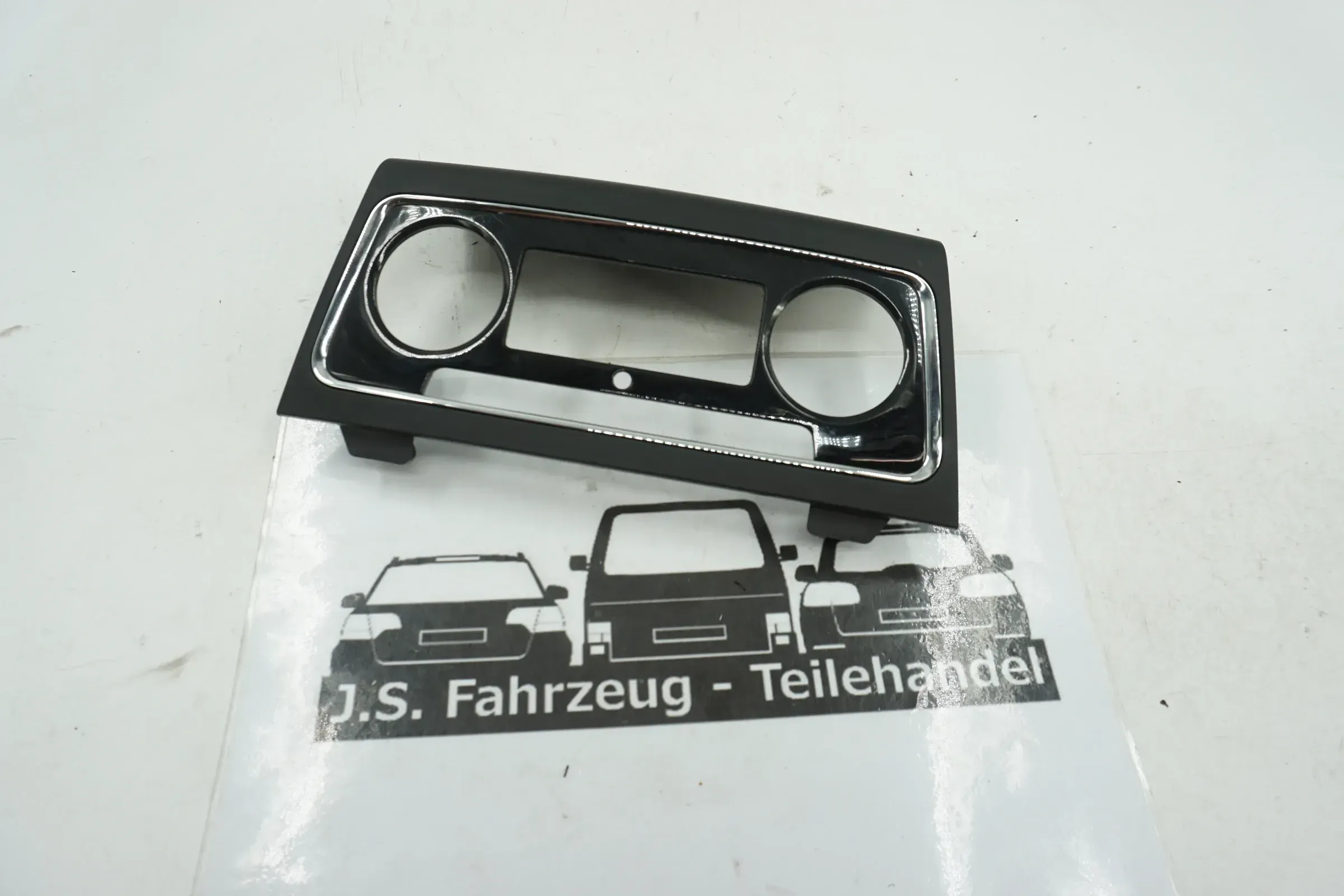 SKODA SUPERB B6 Kombi 3T A/C Klimaheizgerät Rahmenverkleidung 3T0863152D 2014 - Bild 1