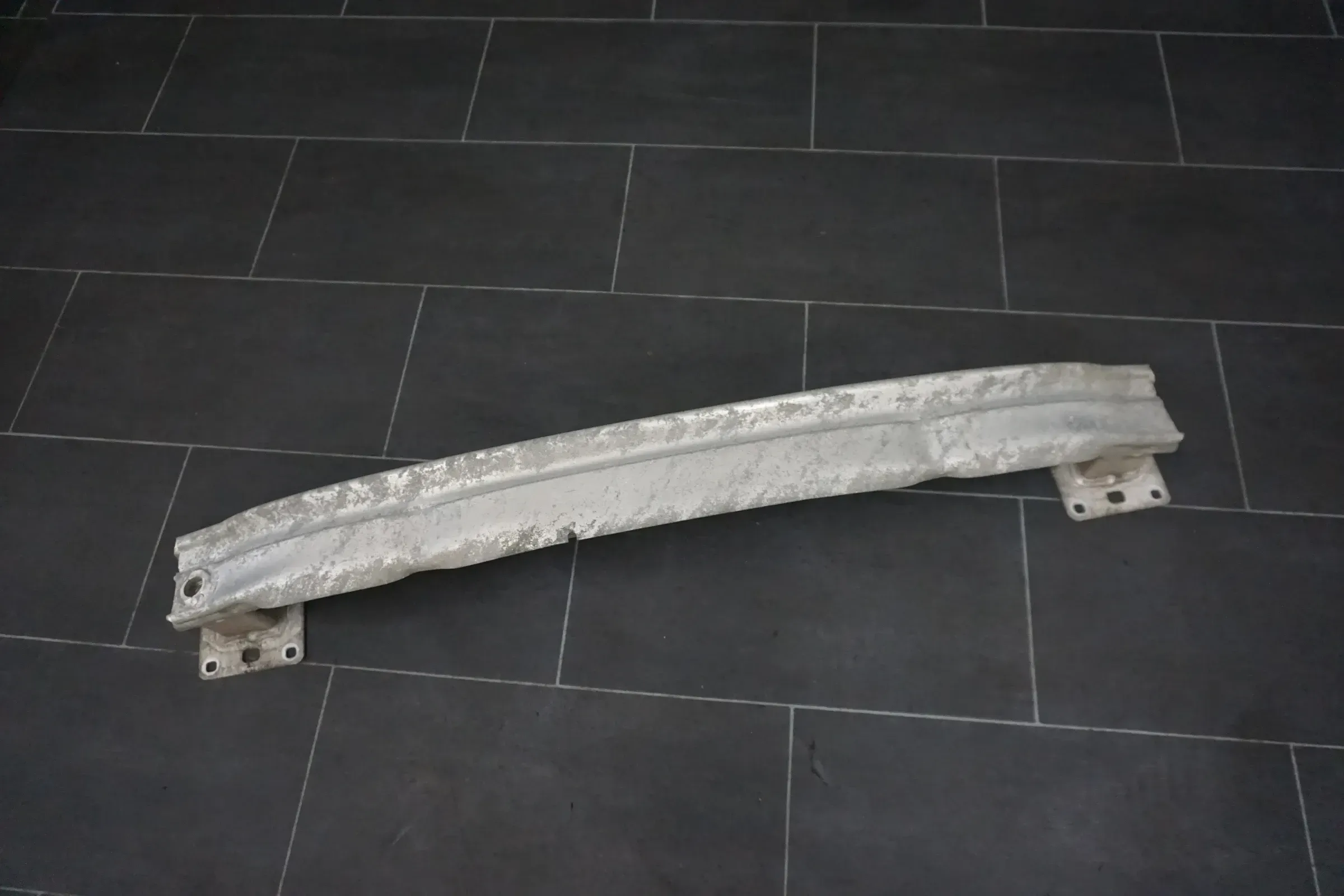 Audi TT 8S Auprallträger Stoßstangenträger Prallträger Träger hinten 8S0807309 - Bild 1