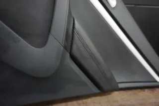VW Tiguan 5N Türverkleidung Verkleidung Tür hinten rechts Dynaudio schwarz Leder - Bild 4