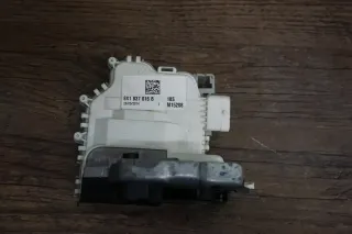 AUDI A4 S4 B9 8W Türschloss ZV Türverriegelung vorne rechts VR 8X1837016B - Bild 1