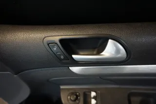 Türverkleidung VL vorne rechts 3T 5K3867012DD VW Golf 6 VI 1K/5K RHD - Bild 4
