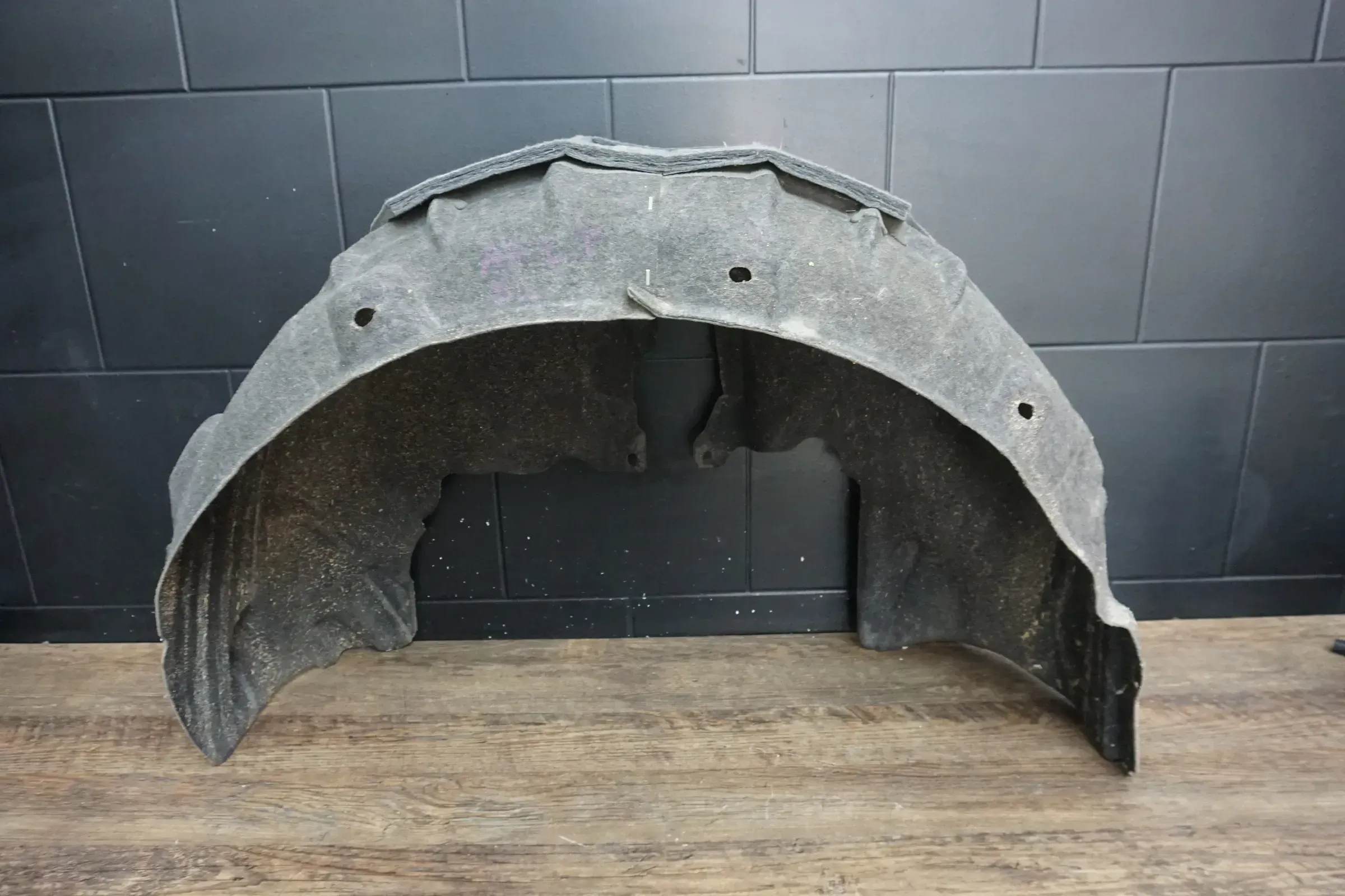 Audi A6 4G C7 Original Radhausschale Schmutzfänger Hinten Links 4G0810171C - Bild 1