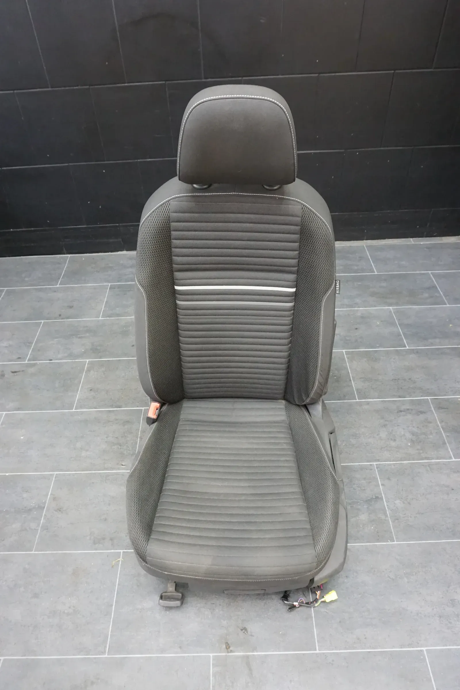 Sitz links vorn 3-Türer für VW GOLF 7 VII 5G 1.2 TSI Fahrersitz - Bild 1