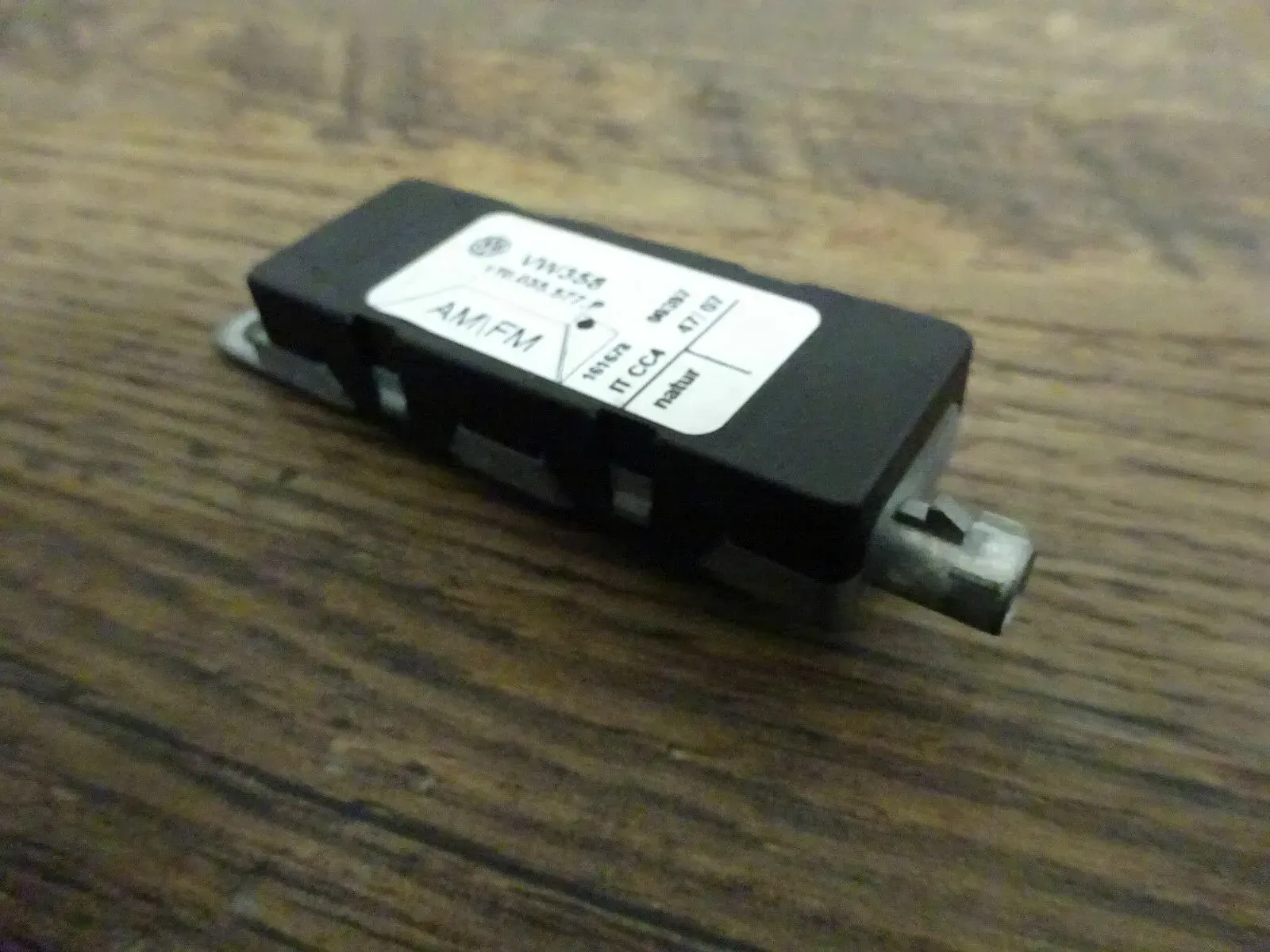 VW Touran 1T Antennverstärker Radio Antenne Verstärker 1T0035577P - Bild 1
