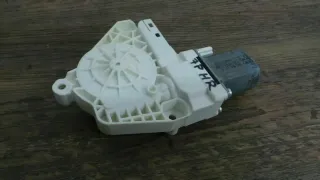 Audi A4 B8 8K Avant Fensterhebermotor Fensterheber Motor HL 8K0959811A - Bild 1