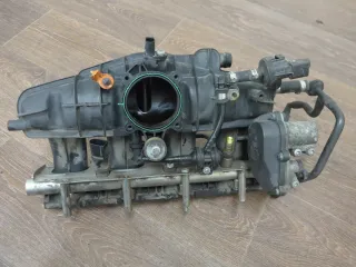Ansaugbrücke VW Audi Golf Passat 2,0 TFSI AXX 06F133185AC - Bild 6