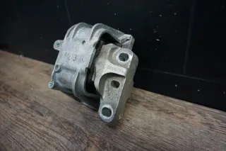Audi A3 8P Motorlager Lager Motor Halter 1.4TSI 1K0199267CG - Bild 3
