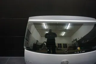 VW Fox 5Z Heckklappe Kofferraumklappe Klappe hinten Scheibe silber LA7W - Bild 2