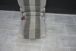 Original VW Touran 1T Sitz hinten links Rücksitz Stoff schwarz umklappbar - Bild 2